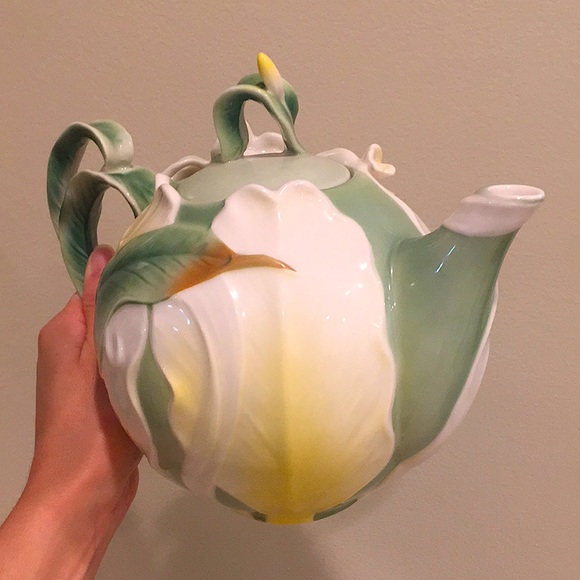 Pier 1 Imports - Ginger Lily floral teapot - Picture 9 of 11
